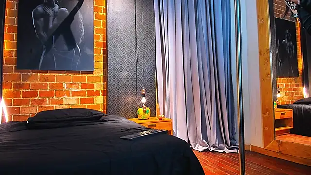 Snapshot of Sienna_Dark chatting on 16, 3, 2026 Sienna Dark online show from 16, 3, 2026