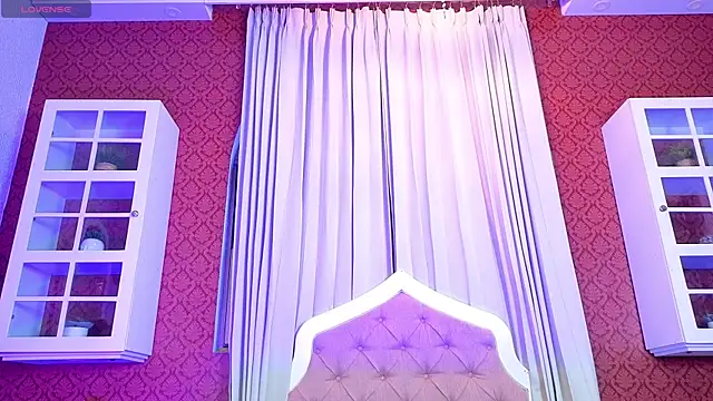 Snapshot of Sienna_Dark chatting on 13, 4, 2026 Sienna Dark online show from 13, 4, 2026