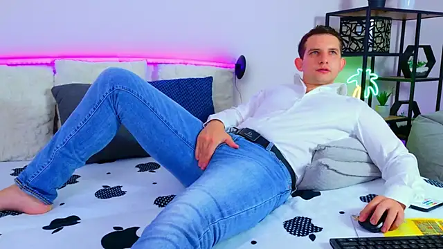 Snapshot of Jimmy_Doss chatting on 13, 3, 2026 Jimmy Doss online show from 13, 3, 2026