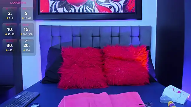 Lucyy tits online show from 1, 6, 2026