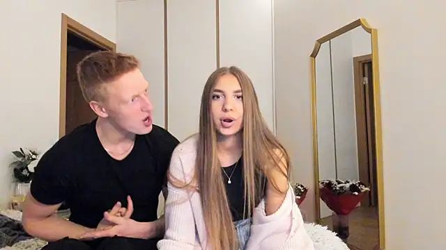 Snapshot of StepSisandStepBro chatting on 28, 3, 2026 StepSisandStepBro online show from 28, 3, 2026