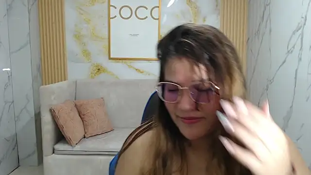 Snapshot of lucero_s1 chatting on 24, 3, 2026 lucero s1 online show from 24, 3, 2026