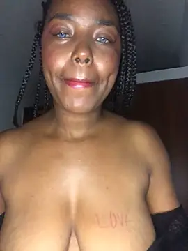 Snapshot of almaseductora chatting on 22, 4, 2026 almaseductora online show from 22, 4, 2026