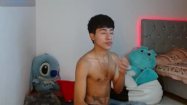 Snapshot of Sebas_fire4 chatting on 3, 4, 2026 Sebas fire4 online show from 3, 4, 2026