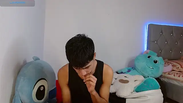 Snapshot of Sebas_fire4 chatting on 8, 4, 2026 Sebas fire4 online show from 8, 4, 2026