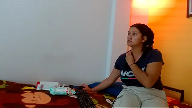 Snapshot of sashabigboobs69 chatting on 2, 4, 2026 sashabigboobs69 online show from 2, 4, 2026