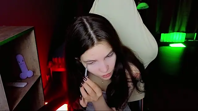 Snapshot of GG_Viper chatting on 15, 4, 2026 GG Viper online show from 15, 4, 2026