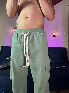 Snapshot of Andreew_falcon chatting on 16, 4, 2026 Andreew falcon online show from 16, 4, 2026