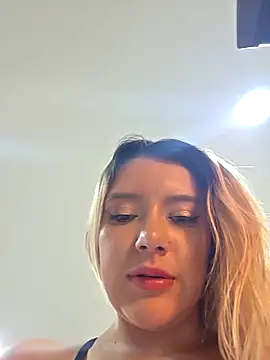 Snapshot of EliseColeman chatting on 9, 4, 2026 EliseColeman online show from 9, 4, 2026