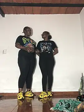 Snapshot of suggar_mommy777 chatting on 8, 3, 2026 suggar mommy777 online show from 8, 3, 2026