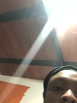 Snapshot of suggar_mommy777 chatting on 27, 3, 2026 suggar mommy777 online show from 27, 3, 2026