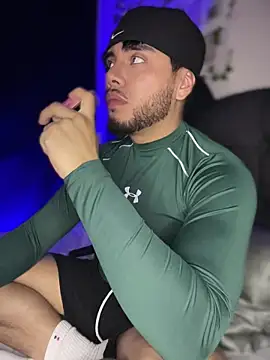 Snapshot of kryzthian_Olrox chatting on 12, 4, 2026 kryzthian Olrox online show from 12, 4, 2026