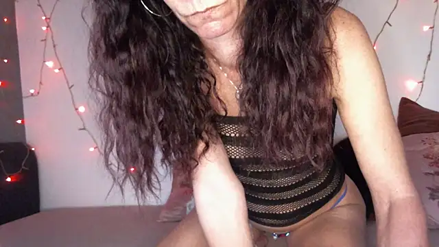 Snapshot of angeleclara@xh chatting on 24, 4, 2026 angeleclaraxh online show from 24, 4, 2026