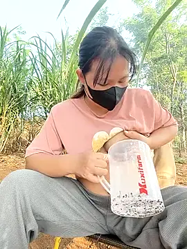 Snapshot of Tini-mimi chatting on 31, 3, 2026 Tini-mimi online show from 31, 3, 2026