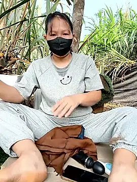 Snapshot of Tini-mimi chatting on 17, 4, 2026 Tini-mimi online show from 17, 4, 2026