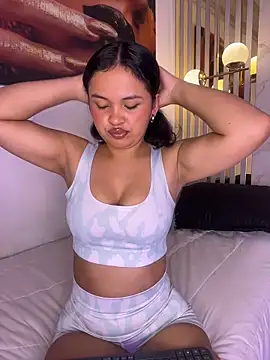 Snapshot of Catalinaa01 chatting on 28, 4, 2026 Catalinaa01 online show from 28, 4, 2026