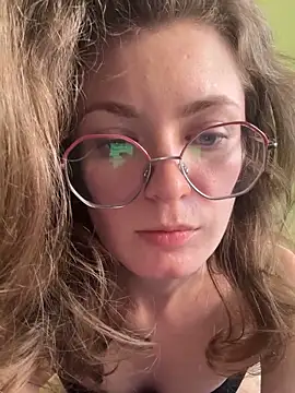 Hii Adel online show from 17, 3, 2026