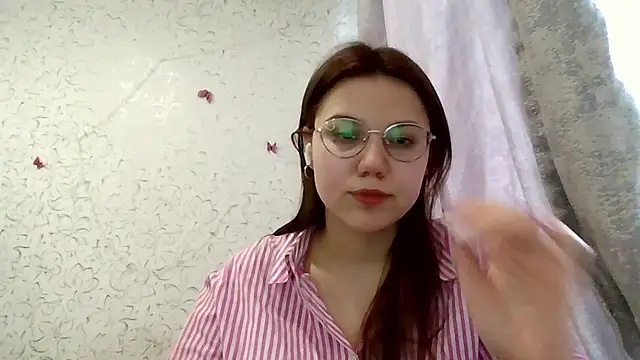 Snapshot of Aurora_Breeze chatting on 20, 4, 2026 Aurora Breeze online show from 20, 4, 2026