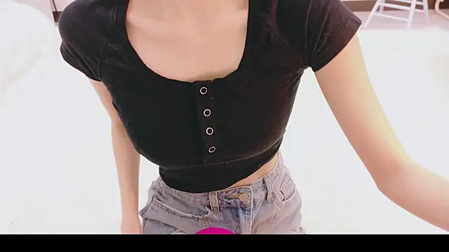 Snapshot of Ruri_maro chatting on 25, 4, 2026 Ruri maro online show from 25, 4, 2026