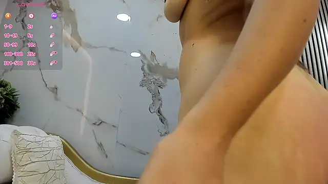 Snapshot of Gigi_cutte_ chatting on 17, 4, 2026 Gigi cutte online show from 17, 4, 2026