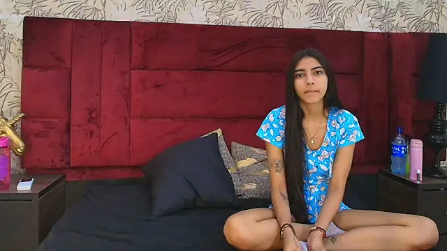 Snapshot of strawberrymia68_ chatting on 6, 6, 2026 strawberrymia68 online show from 6, 6, 2026
