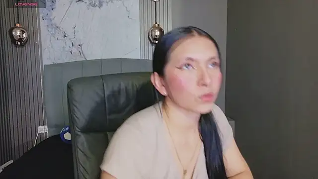 Snapshot of Chloe16_ chatting on 22, 7, 2026 Chloe16 online show from 22, 7, 2026