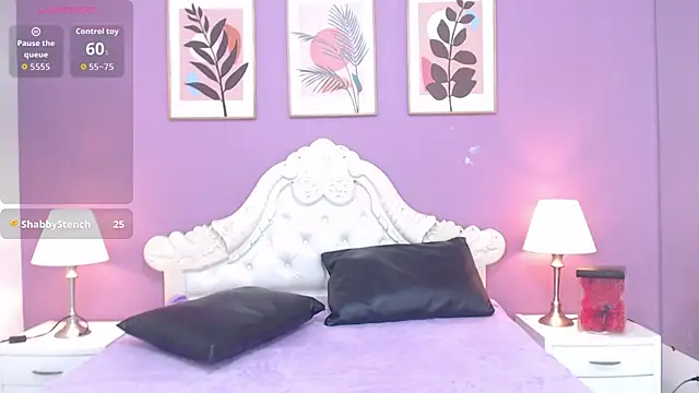 Snapshot of YayaQueen chatting on 23, 4, 2026 YayaQueen online show from 23, 4, 2026