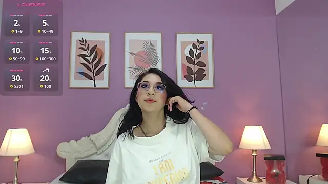 Snapshot of YayaQueen chatting on 29, 4, 2026 YayaQueen online show from 29, 4, 2026