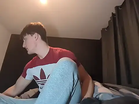 Snapshot of HornyKing2969 chatting on 19, 4, 2026 HornyKing2969 online show from 19, 4, 2026