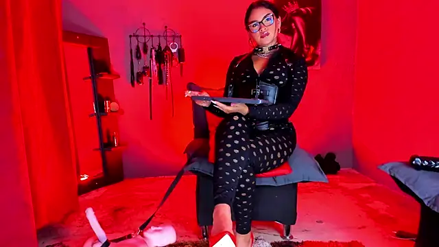 Snapshot of RyleyStone chatting on 16, 4, 2026 RyleyStone online show from 16, 4, 2026