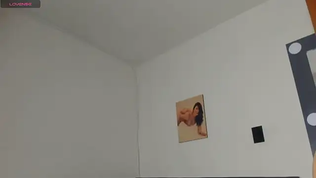 Snapshot of AnthonellaSweet_ chatting on 23, 4, 2026 AnthonellaSweet online show from 23, 4, 2026