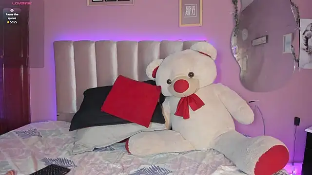 Snapshot of nikkita_dragon_ chatting on 26, 3, 2026 nikkita dragon online show from 26, 3, 2026