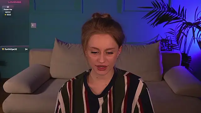 Snapshot of Mickey_Milk chatting on 25, 3, 2026 Mickey Milk online show from 25, 3, 2026