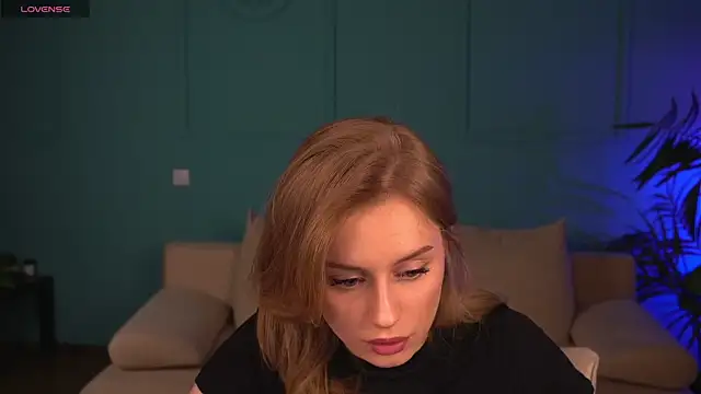 Snapshot of Mickey_Milk chatting on 15, 4, 2026 Mickey Milk online show from 15, 4, 2026