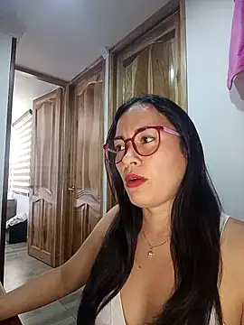 Snapshot of Erin_oficial chatting on 26, 3, 2026 Erin oficial online show from 26, 3, 2026