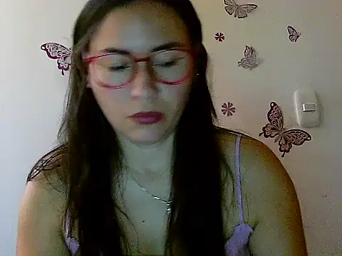 Snapshot of Erin_oficial chatting on 23, 4, 2026 Erin oficial online show from 23, 4, 2026