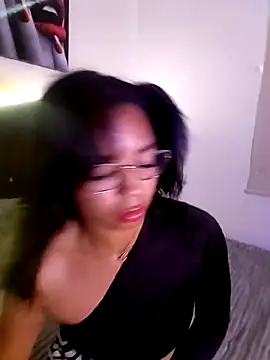 nathyjonees online show from 6, 7, 2026