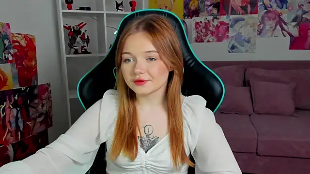 Snapshot of ElinaVale chatting on 21, 4, 2026 ElinaVale online show from 21, 4, 2026