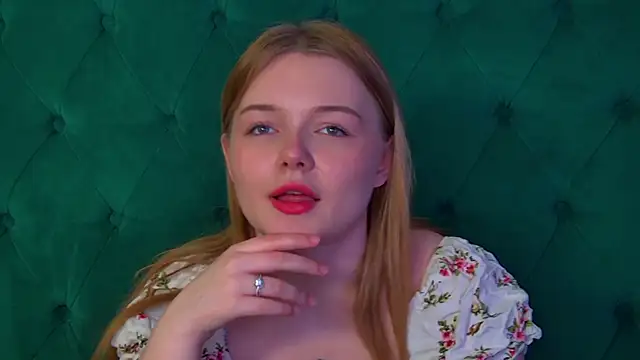 Snapshot of ElinaVale chatting on 30, 4, 2026 ElinaVale online show from 30, 4, 2026