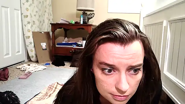 Snapshot of katmeowyou chatting on 9, 4, 2026 katmeowyou online show from 9, 4, 2026