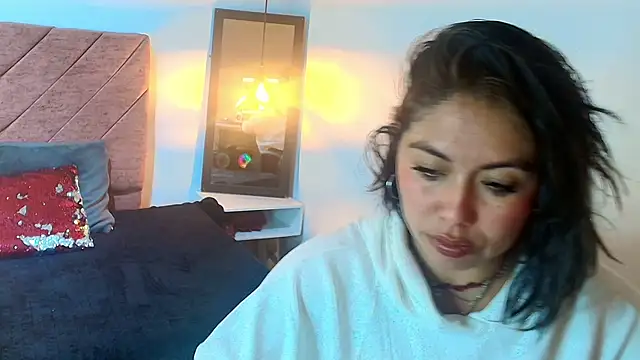 Snapshot of Amanda_Fox__ chatting on 14, 4, 2026 Amanda Fox online show from 14, 4, 2026