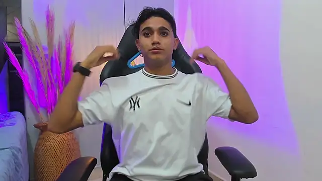 Snapshot of Morgan_Bladee chatting on 20, 4, 2026 Morgan Bladee online show from 20, 4, 2026