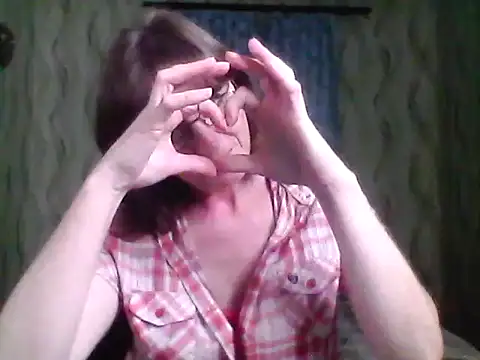 Snapshot of Alisaprice077 chatting on 6, 4, 2026 Alisaprice077 online show from 6, 4, 2026
