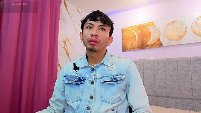 Snapshot of Luchoplayboy chatting on 1, 4, 2026 Luchoplayboy online show from 1, 4, 2026