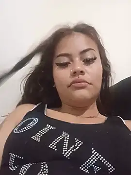 Cloe pink1 online show from 19, 5, 2026