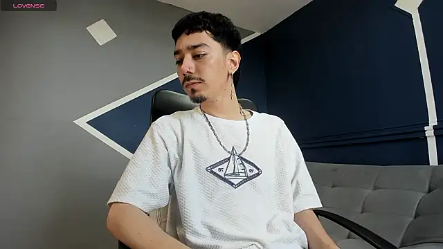 Snapshot of finn_jackson chatting on 13, 3, 2026 finn jackson online show from 13, 3, 2026