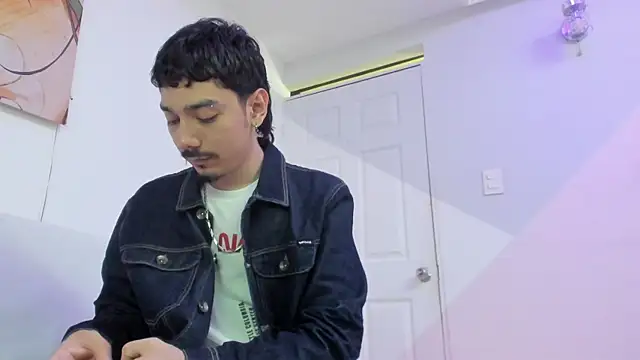 Snapshot of finn_jackson chatting on 26, 3, 2026 finn jackson online show from 26, 3, 2026