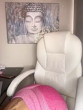 Snapshot of chanell_pinkk chatting on 17, 3, 2026 chanell pinkk online show from 17, 3, 2026