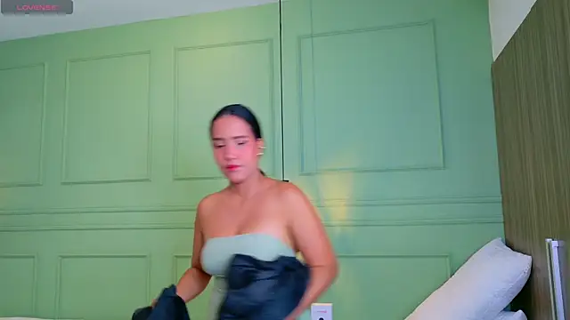 Snapshot of RUBYOCEANS chatting on 16, 4, 2026 RUBYOCEANS online show from 16, 4, 2026