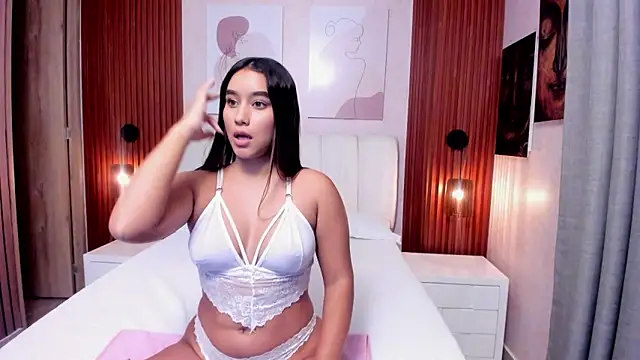 Snapshot of EmmaThompson__ chatting on 20, 3, 2026 EmmaThompson online show from 20, 3, 2026